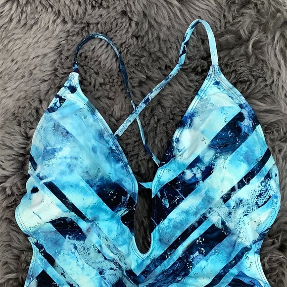 Kenneth Cole | Women's One Piece Swim Suit | Blue | Various Sizes - Picture 3 of 5